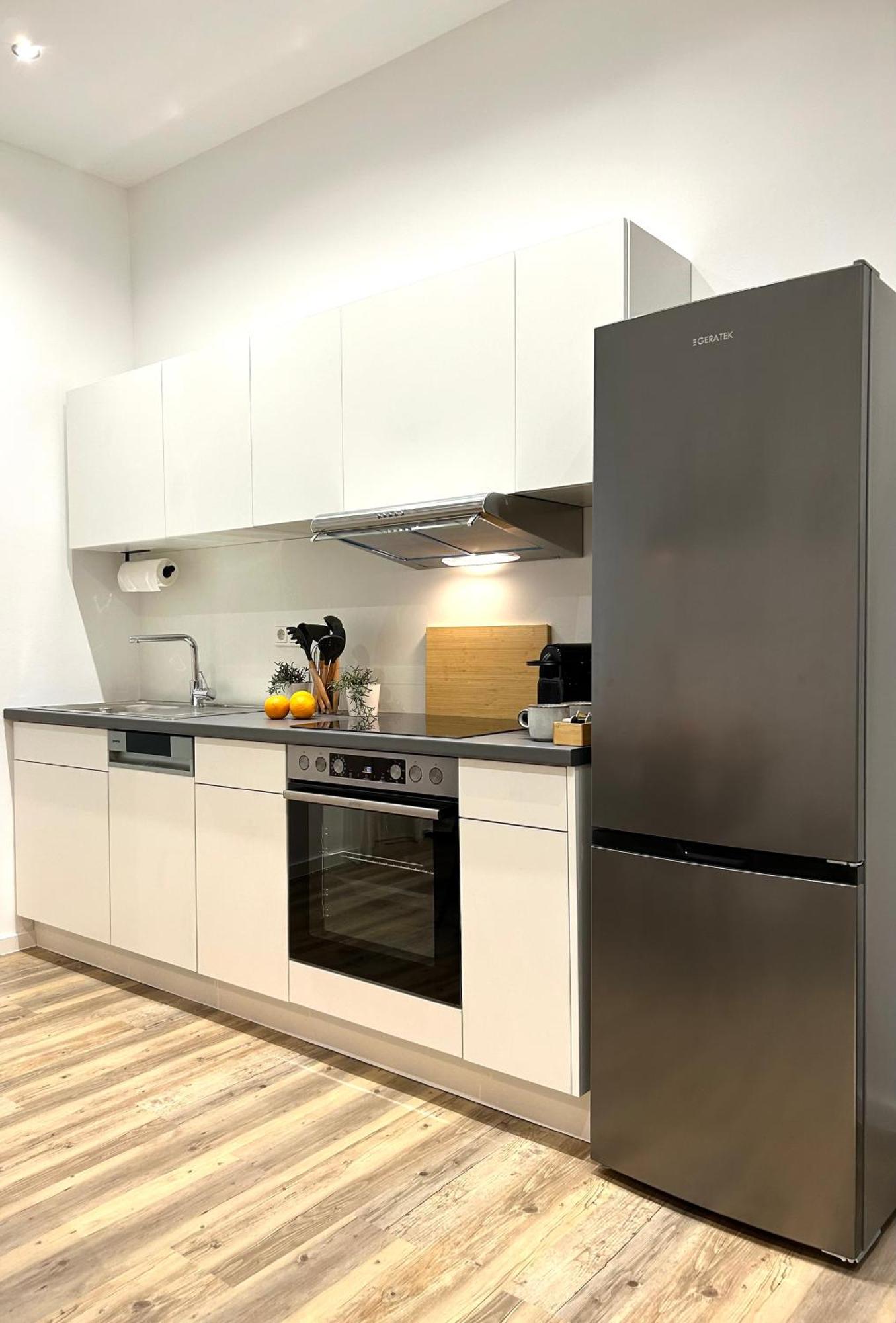 Designer City Apartment In Top Lage Fuer 6 Gaeste Karlsruhe Eksteriør bilde